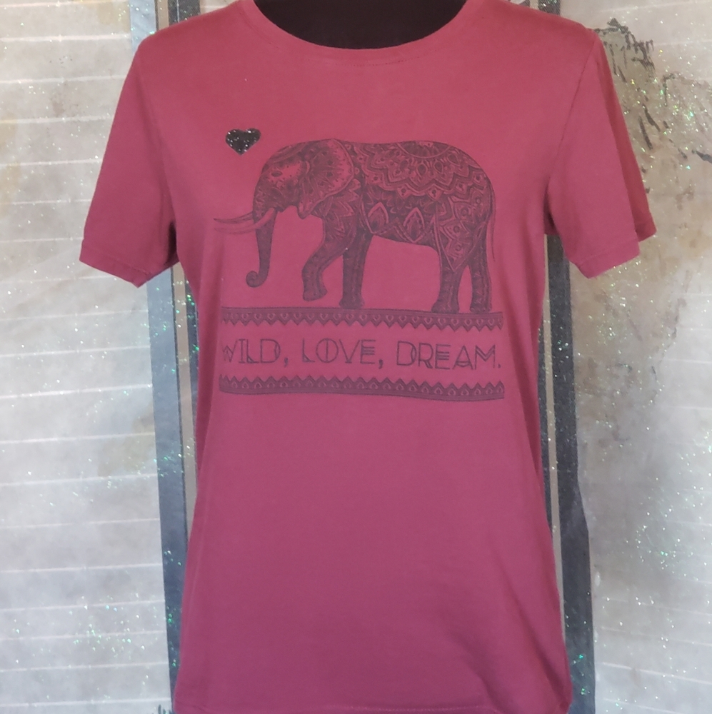 Wound Up Elephant Decal Top
